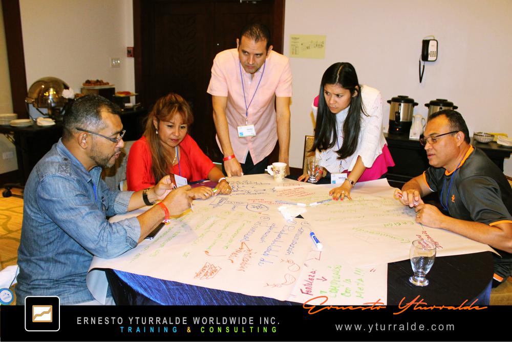 World Café Workshops para generar conversaciones poderosas y compromisos de acción | Ernesto Yturralde Worldwide Inc.